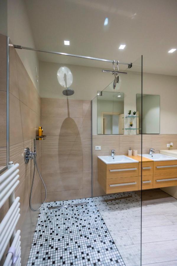 Apartament Casavacanza Orchidea 2 *